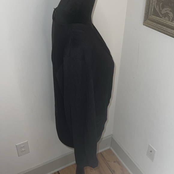 Ann Taylor black crossed draped front long sleeves light sweater sz M - Picture 4 of 8